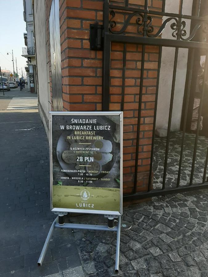 Attractive Apartment Oldtown Near Thetrain Station Krakow Bagian luar foto